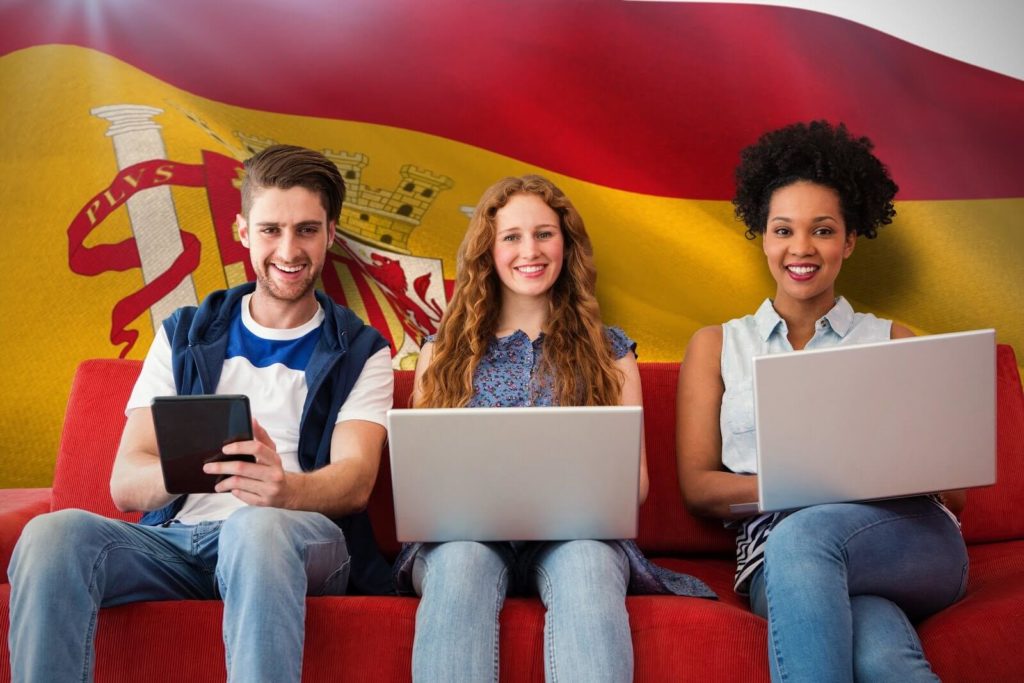 Solicitar certificado de estudios realizados en España